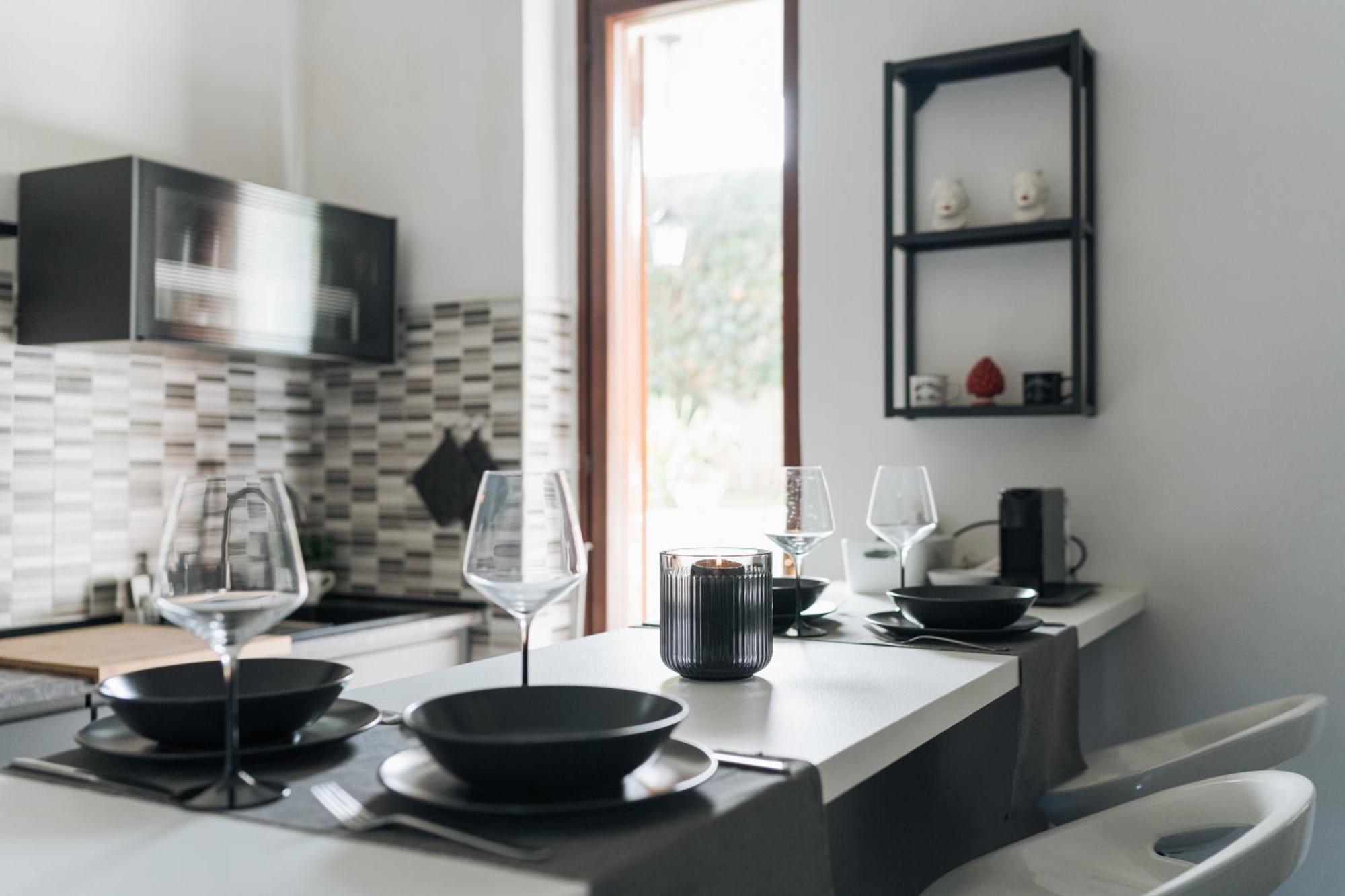 Grey'S Apartment Катания Экстерьер фото