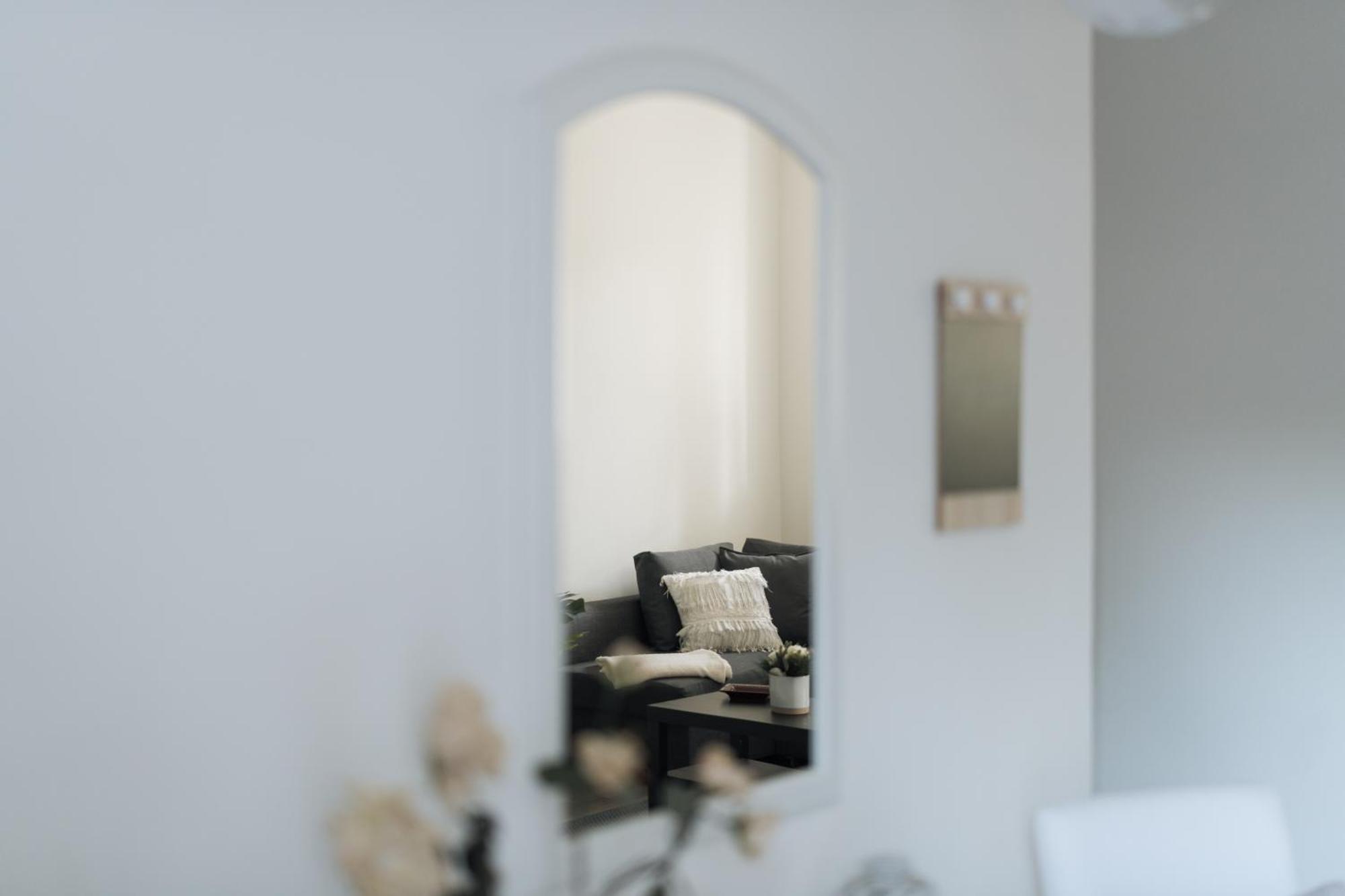 Grey'S Apartment Катания Экстерьер фото